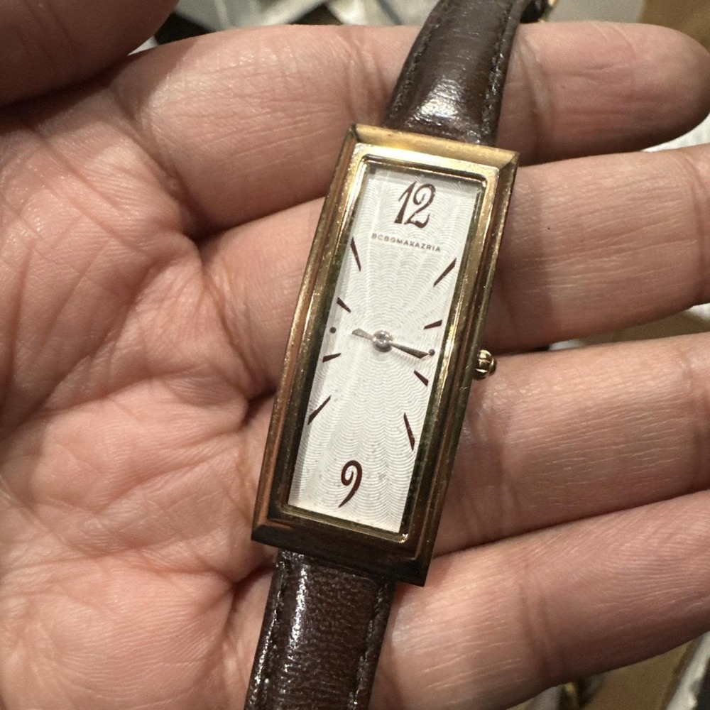 Vintage BCBG MAXAZRIA Dainty Rectangle Gold‎ Tone Womens Watch BG6060 Untested